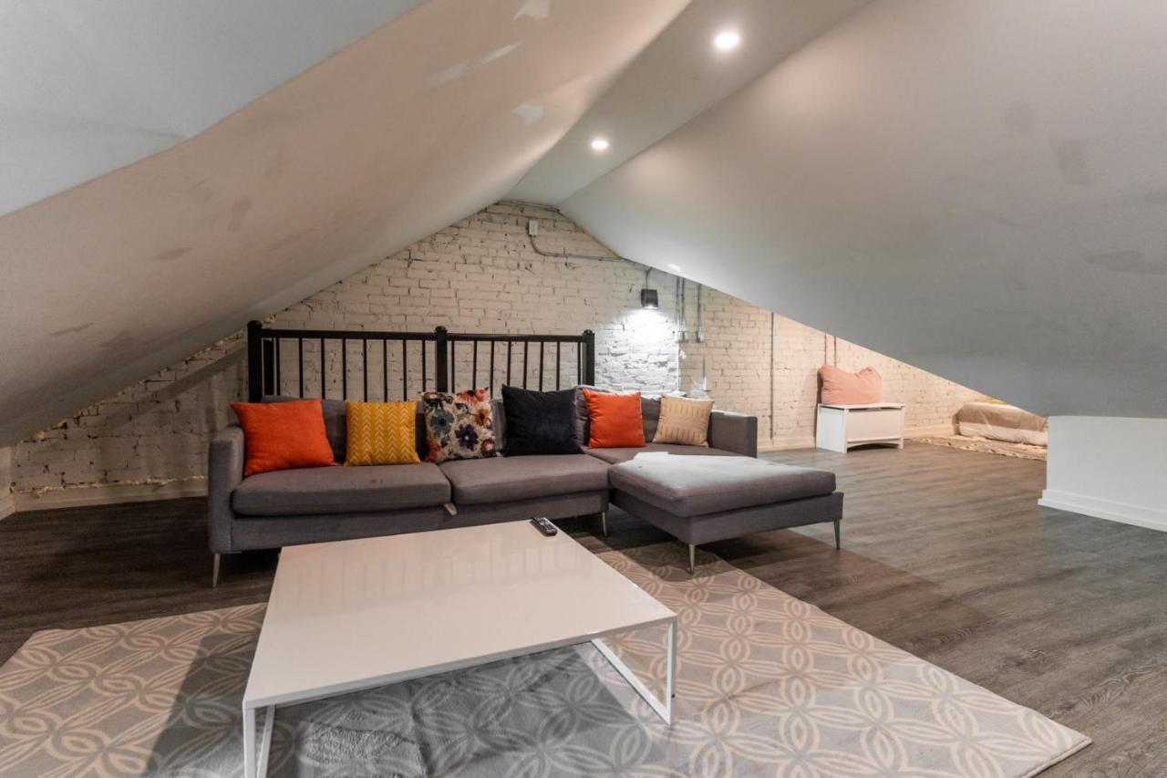 Lovely 2 Level Suite Hamilton Exterior foto